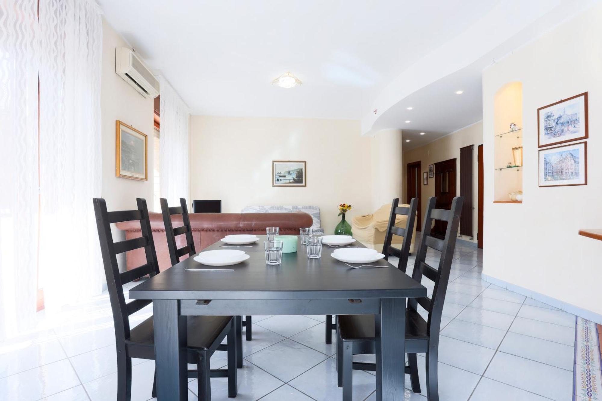 Airy Near The Sea! Appartamento Salerno
